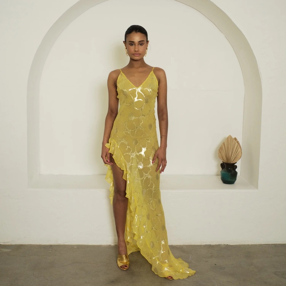 Lara Dress In Yellow